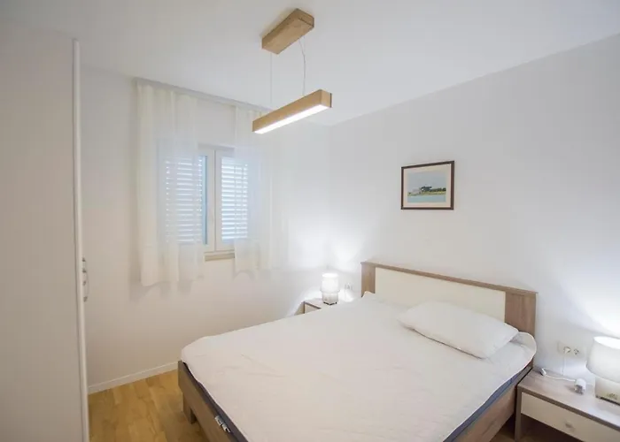 With Parking Space Pakostane, Biograd - 22446